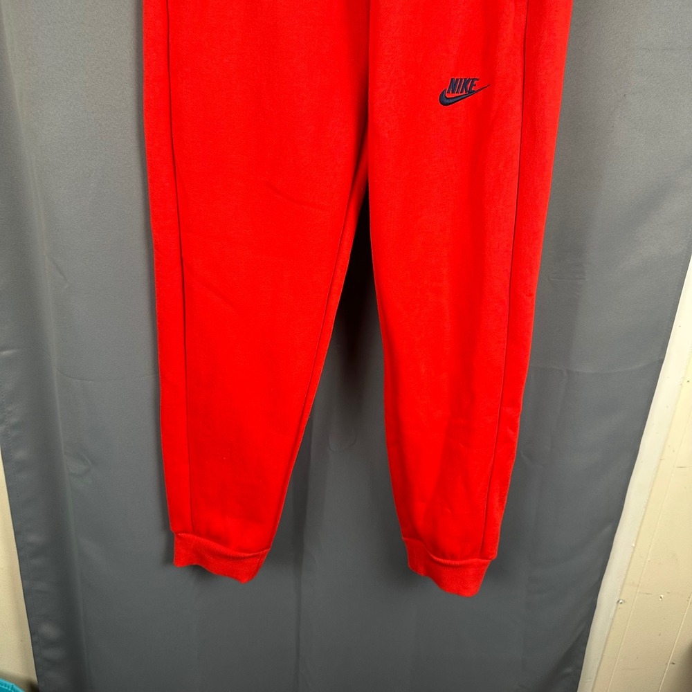 Nike Mens XL Red Joggers Sportswear Sweatpants Tapered Cuffed Pants Embroidered - Picture 5 of 8